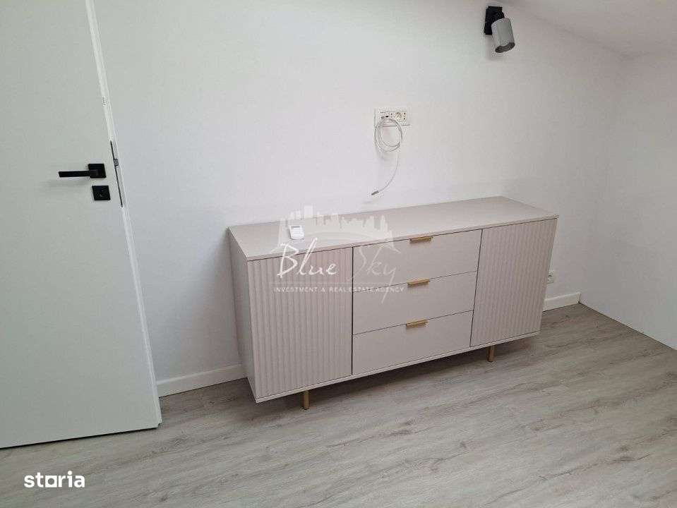 Apartament cu 3 camere in Centrul Vechi - Imagine principală: 5/12