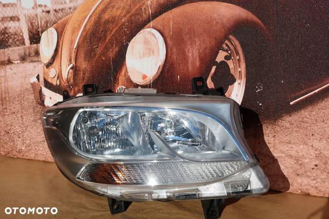 MERCEDES SPRINTER W910 906 01 00 PRAWA LAMPA LAMPY - 2