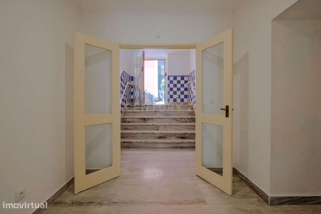 Apartamento T5 no Chiado-4