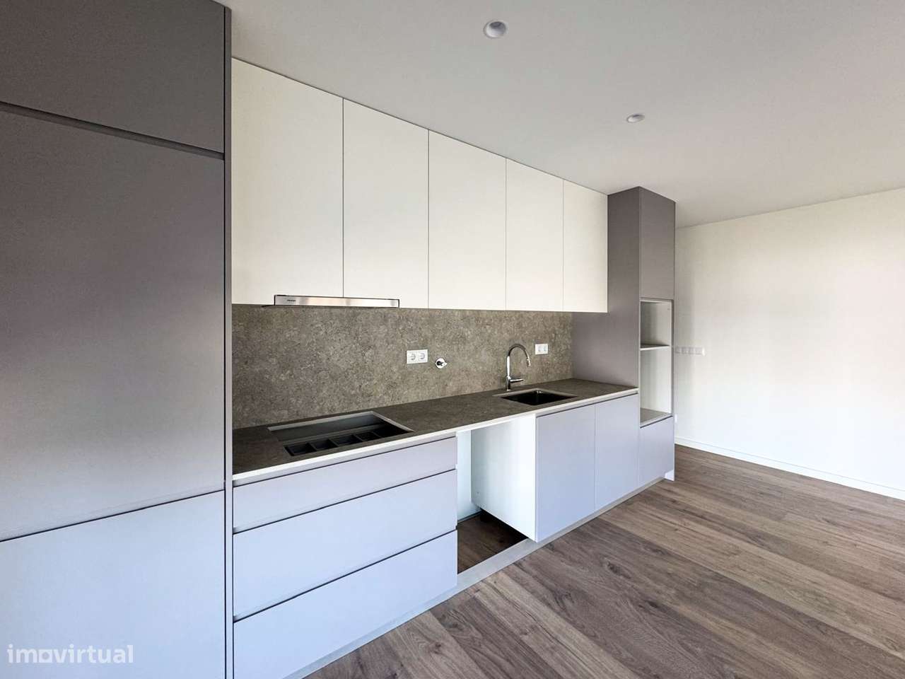 Apartamento T2, Braga, Braga, Braga (Maximinos, Sé e Cividade) - Grande imagem: 4/12