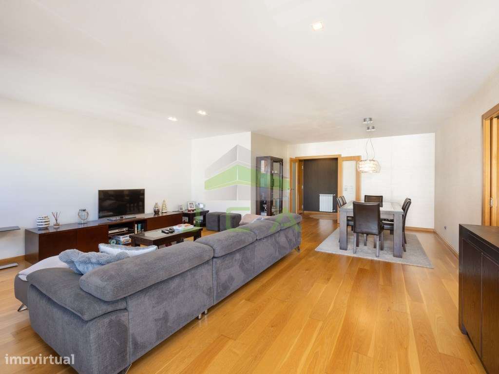 Apartamento T4 no condomínio fechado 'Gardens Prestige'-5