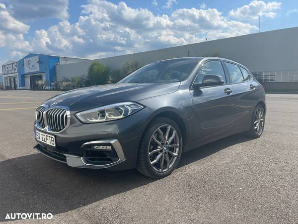 BMW Seria 1 120i Aut. Luxury Line - 1