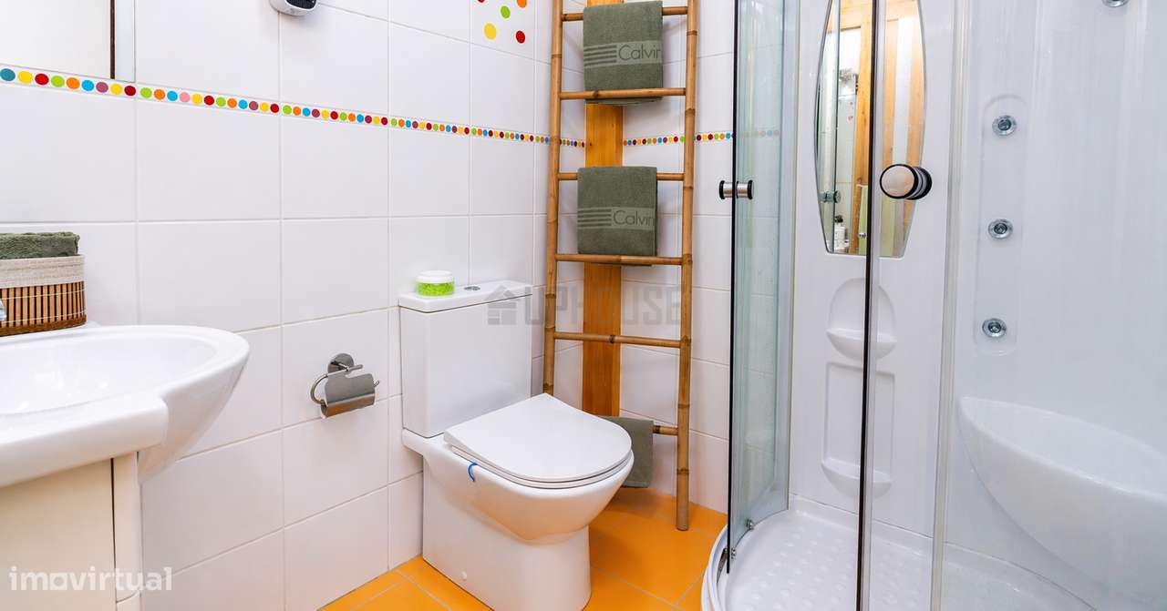 Moradia T3 Totalmente Reconstruída - Santar, Nelas-4