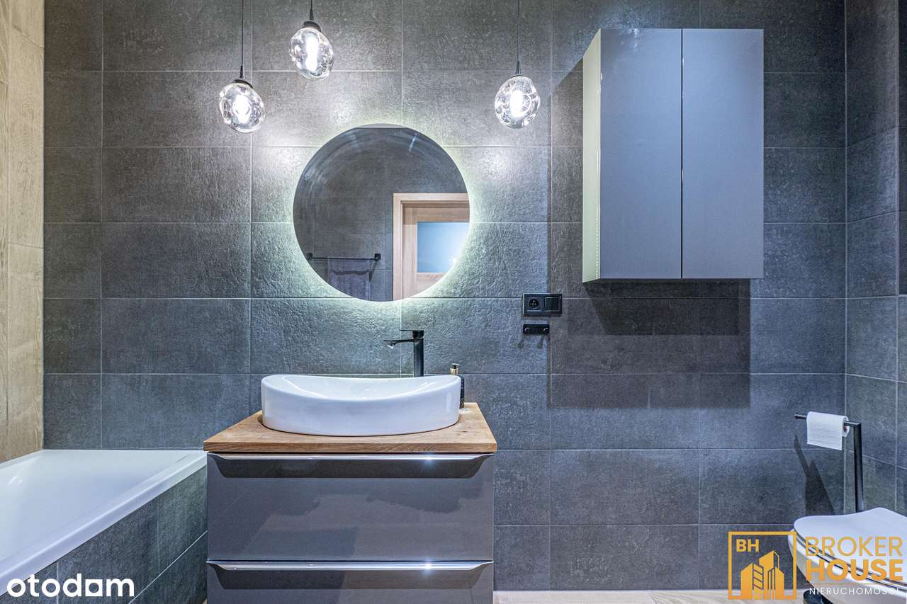 WYJĄTKOWY DOM W ZABUDOWIE BLIŹNIACZEJ-16