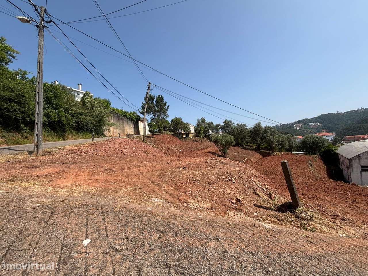 magnifico terreno nos Malheiros para 5 moradias-6