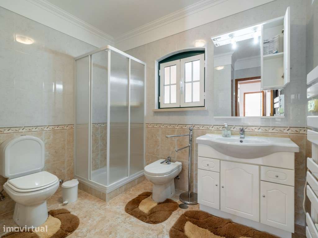 Magnífica Moradia Térrea T3+2 de estilo tradicional com terreno de ...-25