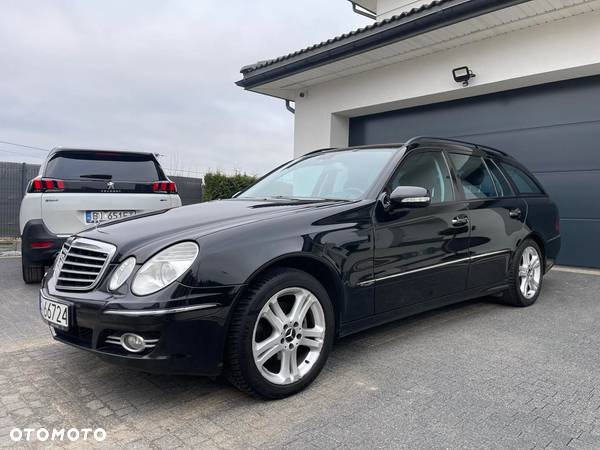 Mercedes-Benz Klasa E 220 T CDI Automatik Avantgarde - 1