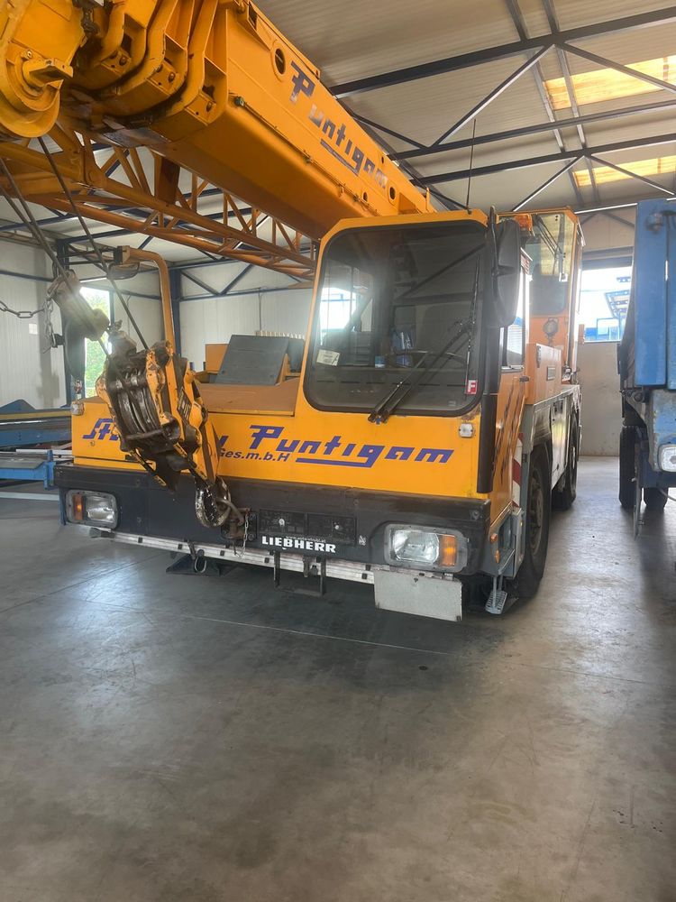 Liebherr 1025 1992
