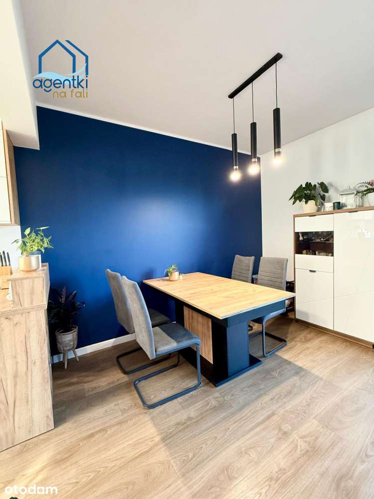 Rodzinny dom w zabudowie szeregowej z ogrodem .-6