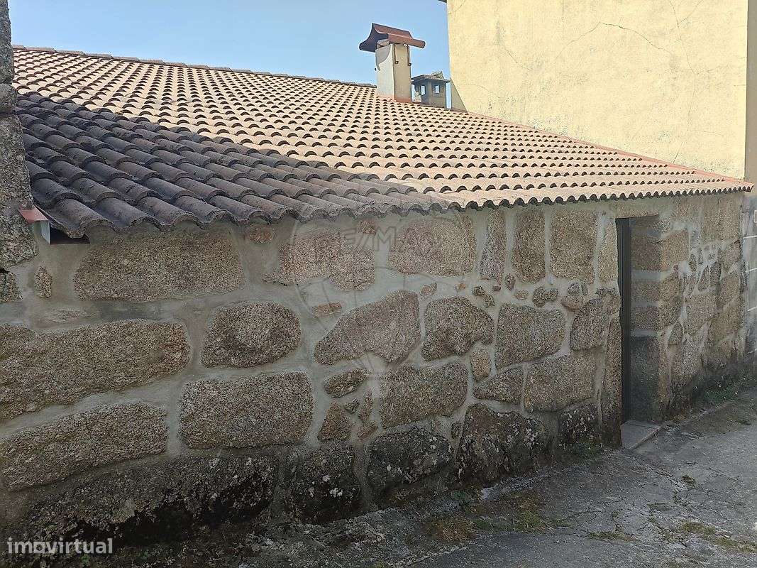 Moradia T3 para venda-3