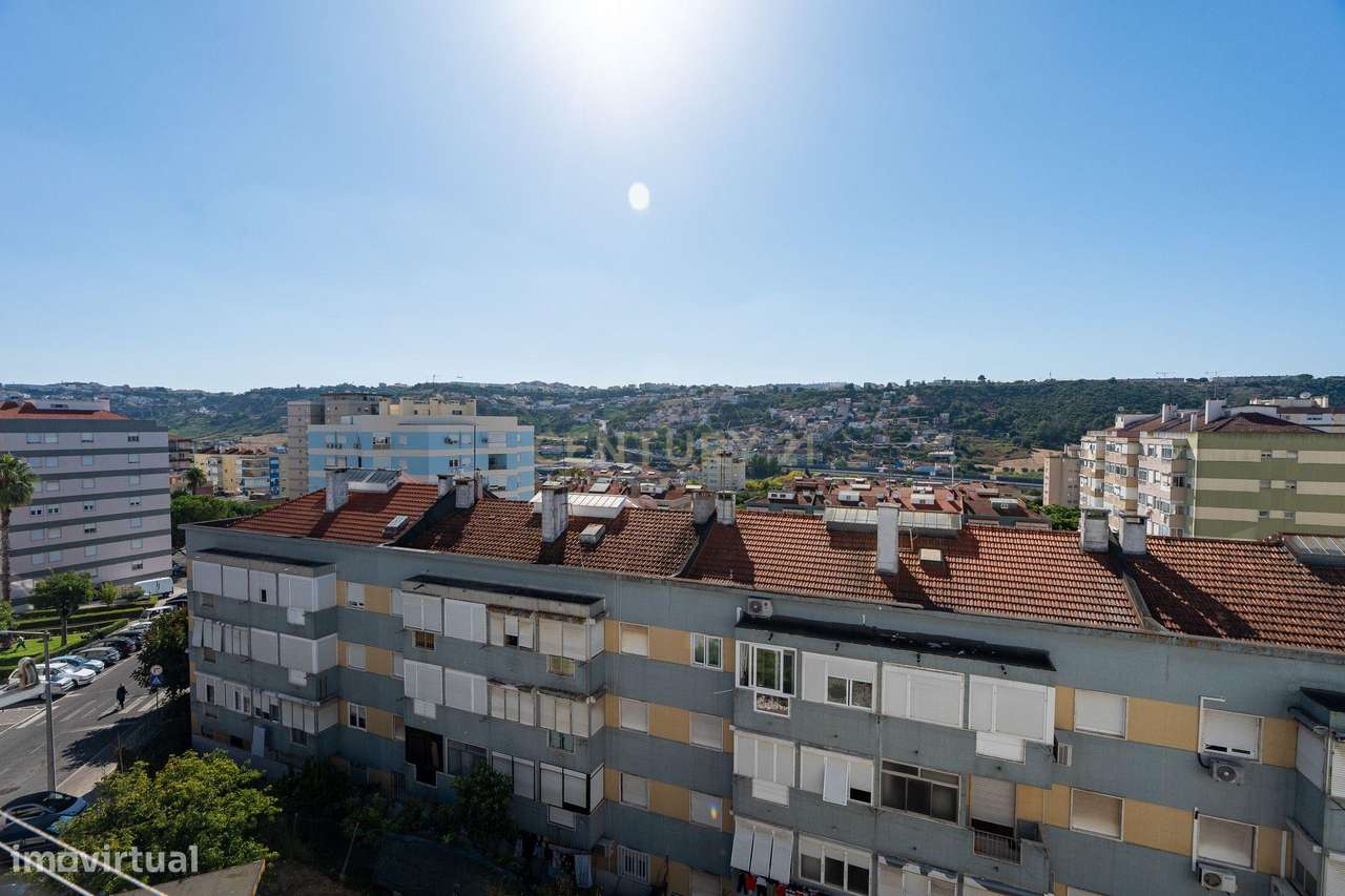 Apartamento T2 em Lisboa com Excelente Localização e Conforto-7