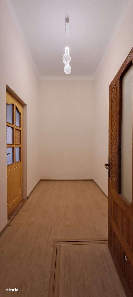 Dimitrie Cantemir, metrou Tineretului la 350 m, casa 2 camere + curte-7