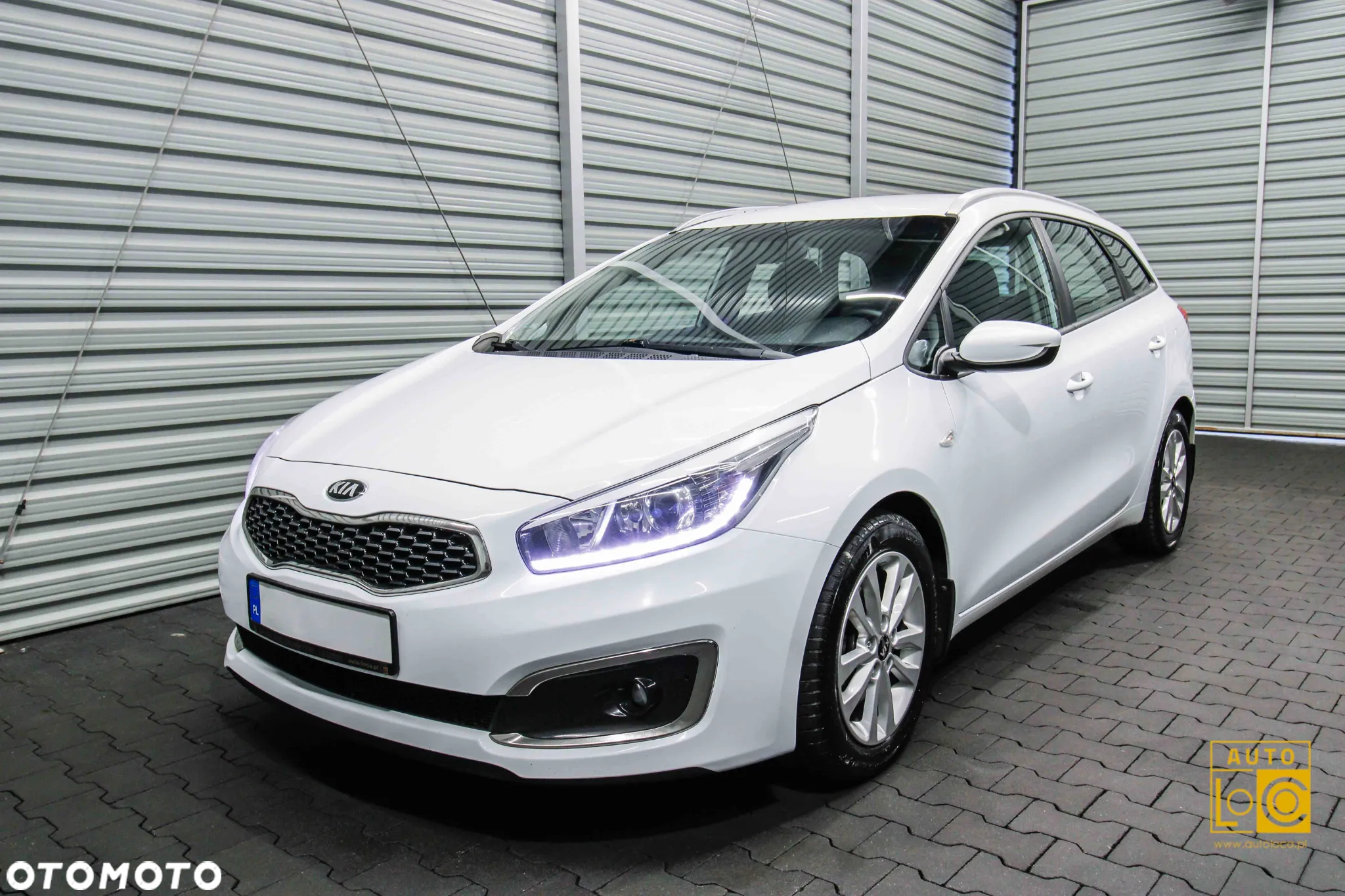 Kia Ceed Cee'd 1.6 CRDi L DCT - 3