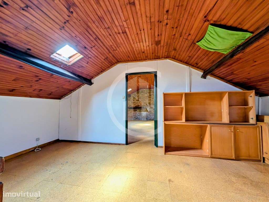 T3 com sótão em condomínio privado-8