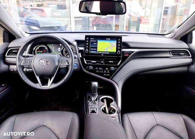 Toyota Camry 2.5 Hybrid Exclusive - 7