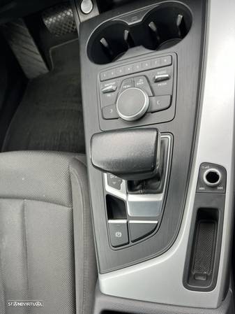 Audi A4 Avant 2.0 TDI S tronic - 31