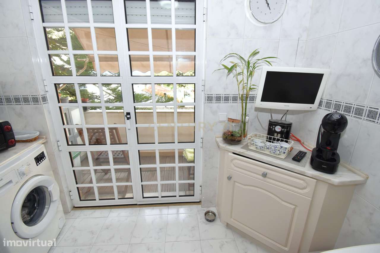 O Refúgio Perfeito entre o Mar e a Cidade. T3 Renovado na Costa da Cap-26