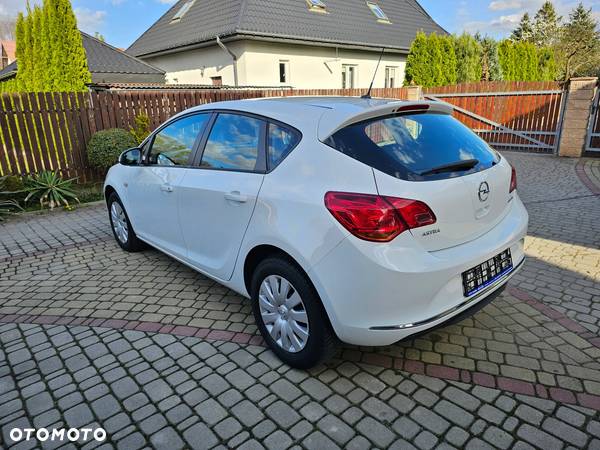 Opel Astra IV 1.4 Enjoy - 5