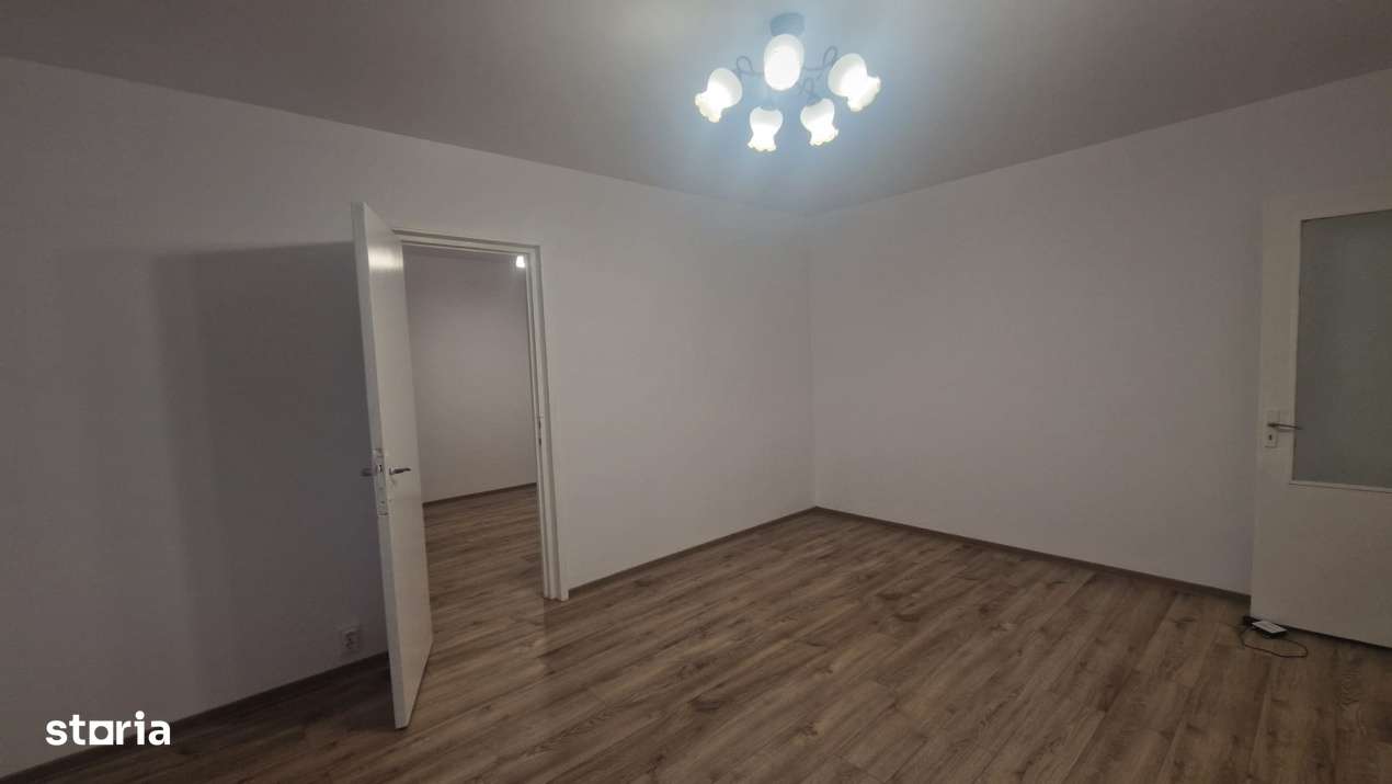 Apartament 2 camere, semidecomandat, 45mp, Craiovita Noua, zona Elena - Imagine principală: 4/6