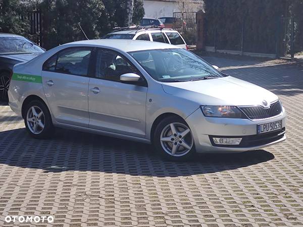 Skoda RAPID 1.6 TDI DPF Ambition - 22