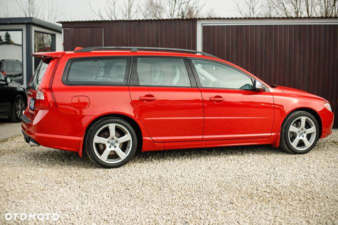 Volvo V70 2.5T R-Design Summum - 9