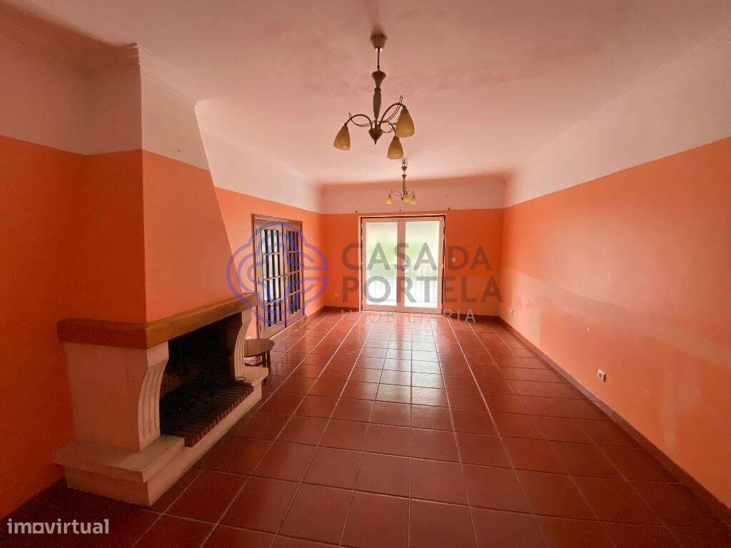 Moradia T4 em São Martinho do Bispo - Grande imagem: 2/14