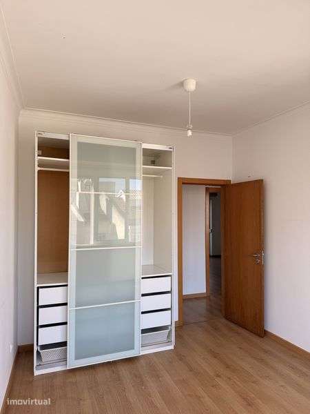 T2 Algés junto finanças - Grande imagem: 4/8