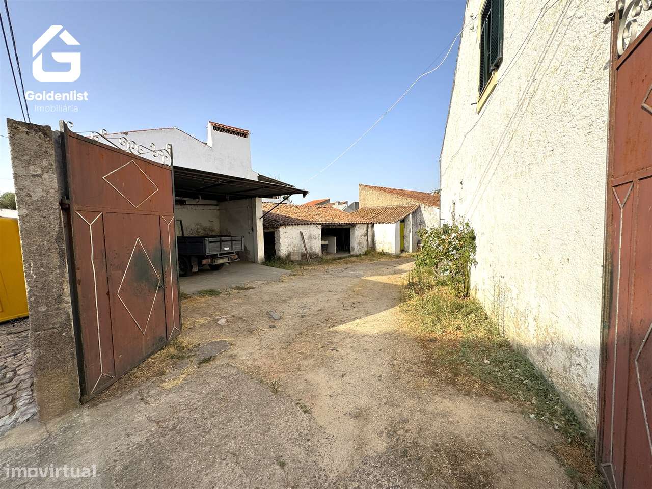 Moradia T4 Venda em Espírito Santo, Nossa Senhora da Graça e São Simão-27