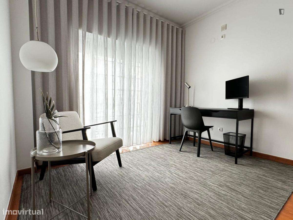 Quarto - localizado em Lisbon - Grande imagem: 5/8