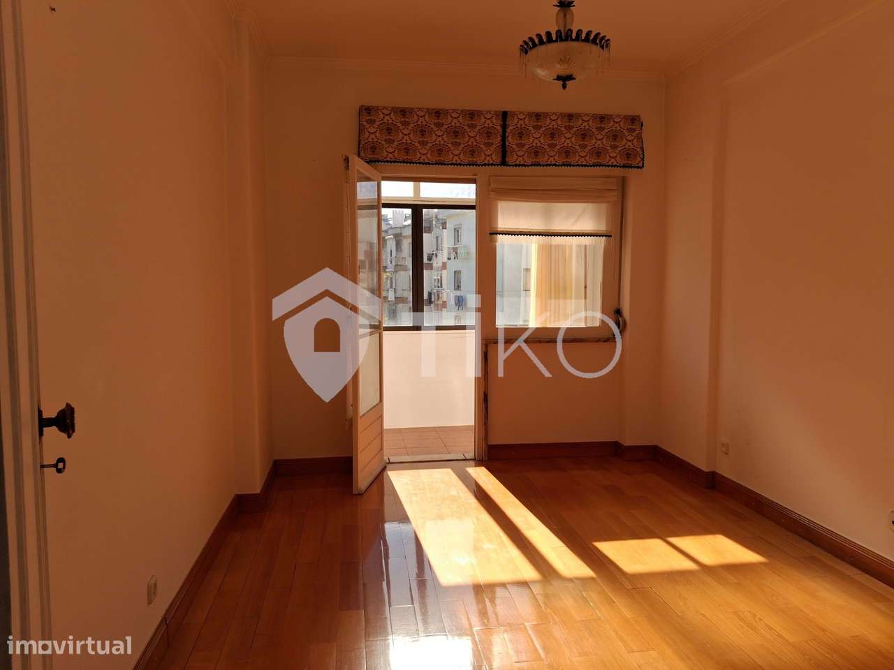 Apartamento T3 em Amadora-1