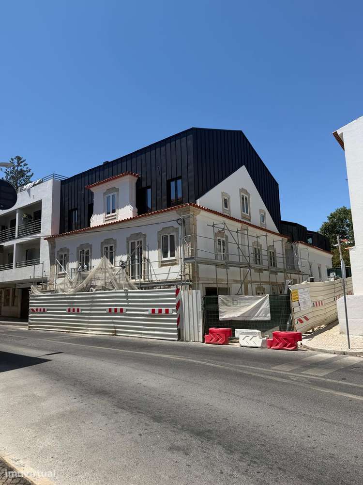 T1 Duplex | Centro Carcavelos | Elevador | Arrecadação-12