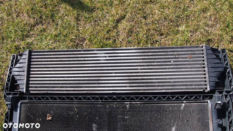 Intercooler Chłodnica Powietrza 2.2 2.5 3.0 Master - 3