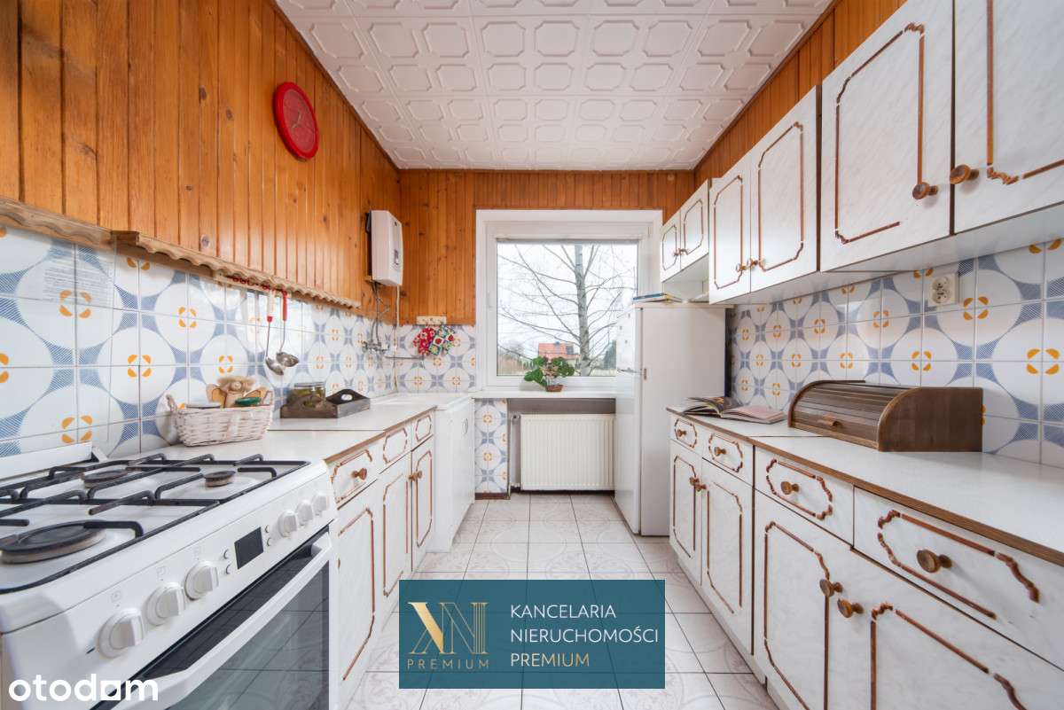 Dom wolnostojący z pięknym ogrodem-5