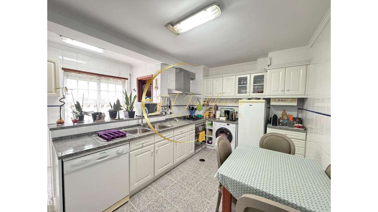 Apartamento T3 a 5 Minutos de Aveiro - Grande imagem: 2/36