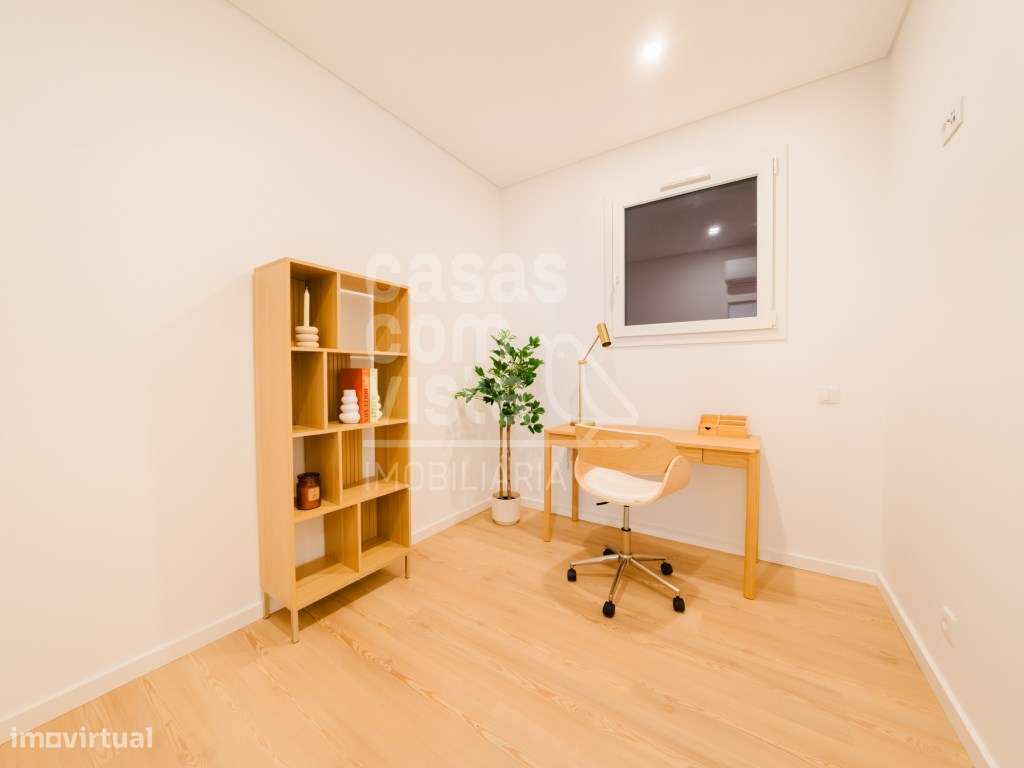 Apartamento T1+1 no Centro de Leiria Conforto, Elegância e Localiza...-5