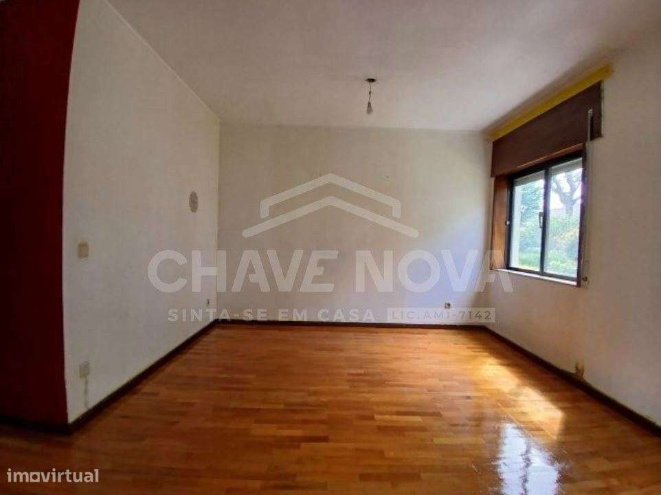 T3 Duplex C/ Varanda em Rio Tinto - Grande imagem: 4/14