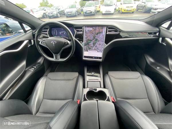 Tesla Model S 75 Business Economy - 24