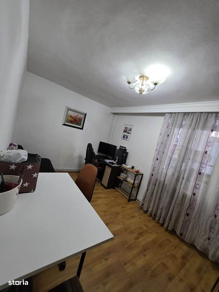 Apartament 2 camere decomandat zona Pacurari-5
