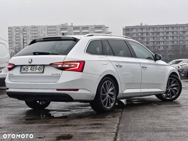 Skoda Superb 2.0 TDI L&K DSG - 39