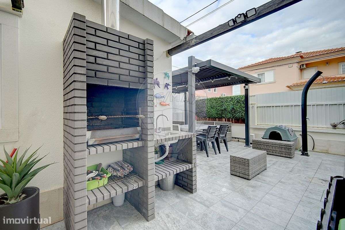 Moradia T4 para venda-9