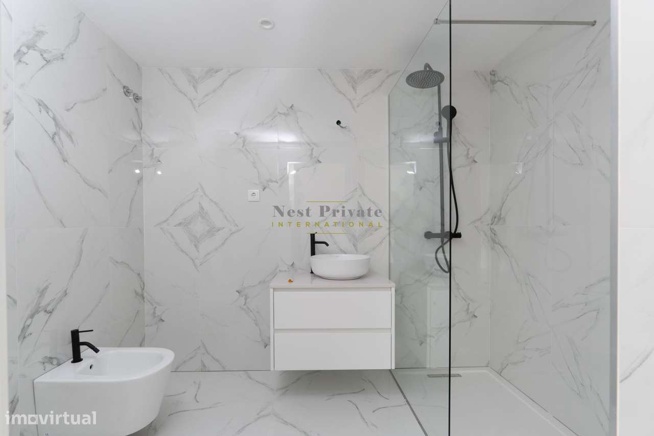 Apartamento T5 Duplex Antas-29