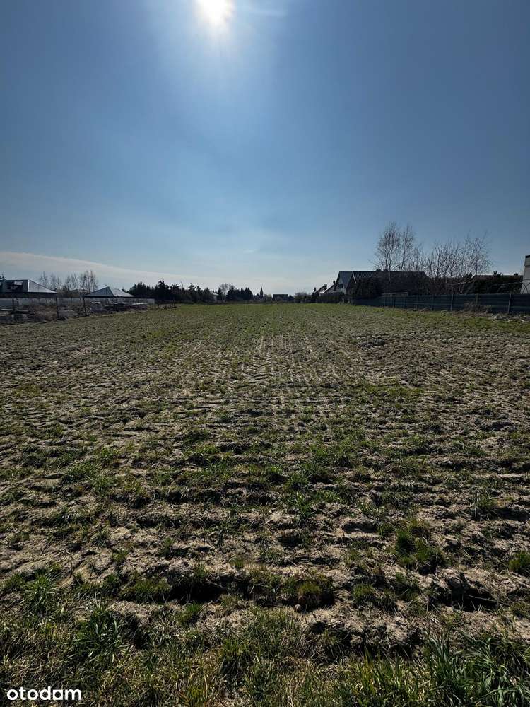 Działka budowlana blisko jeziora – 1767 m²
