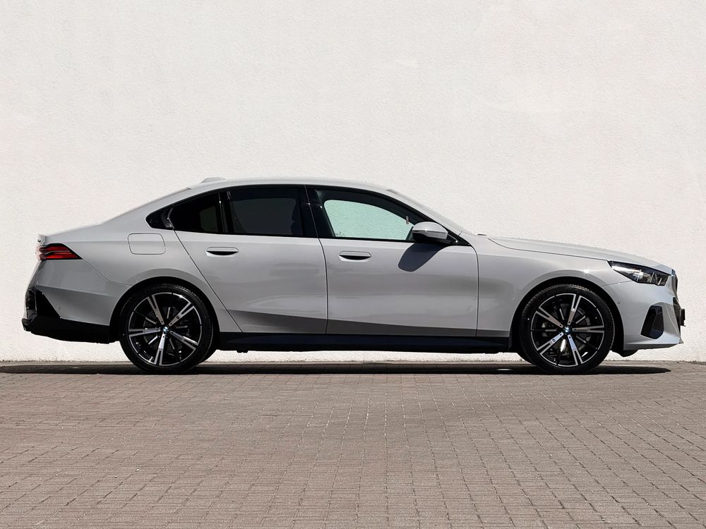BMW Seria-5 520D XDRIVE 2.0 Diesel 197 KM — zdjęcie 3