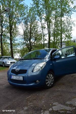 Toyota Yaris 1.3 VVT-i Sol - 4