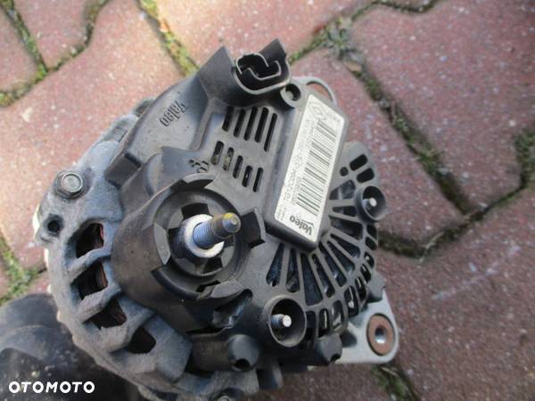 DACIA DUSTER 2011 R. 1.5 DCI ALTERNATOR - 3