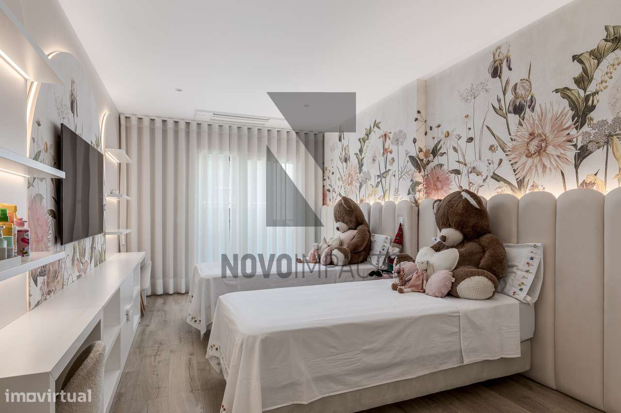 T4 Duplex de Luxo Mobilado, com 2 Terraços e Box para 2 Carros | Mo...-30