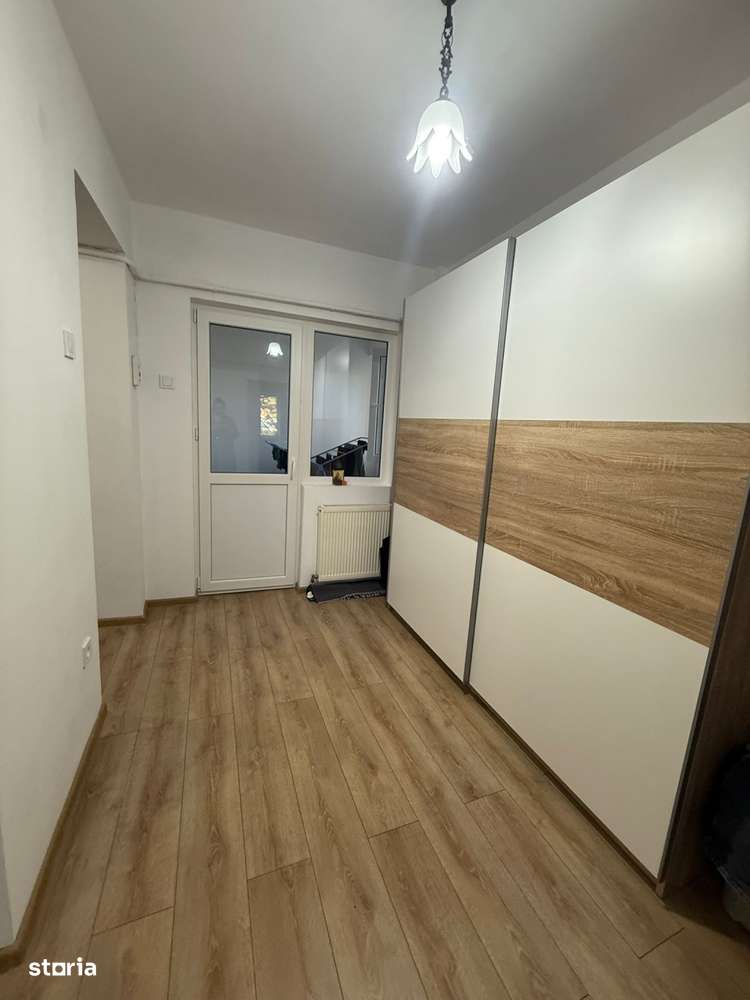 Apartament 3 camere – Cuza Vodă -zona Biserica Catolică- etaj 1 - Imagine principală: 4/10