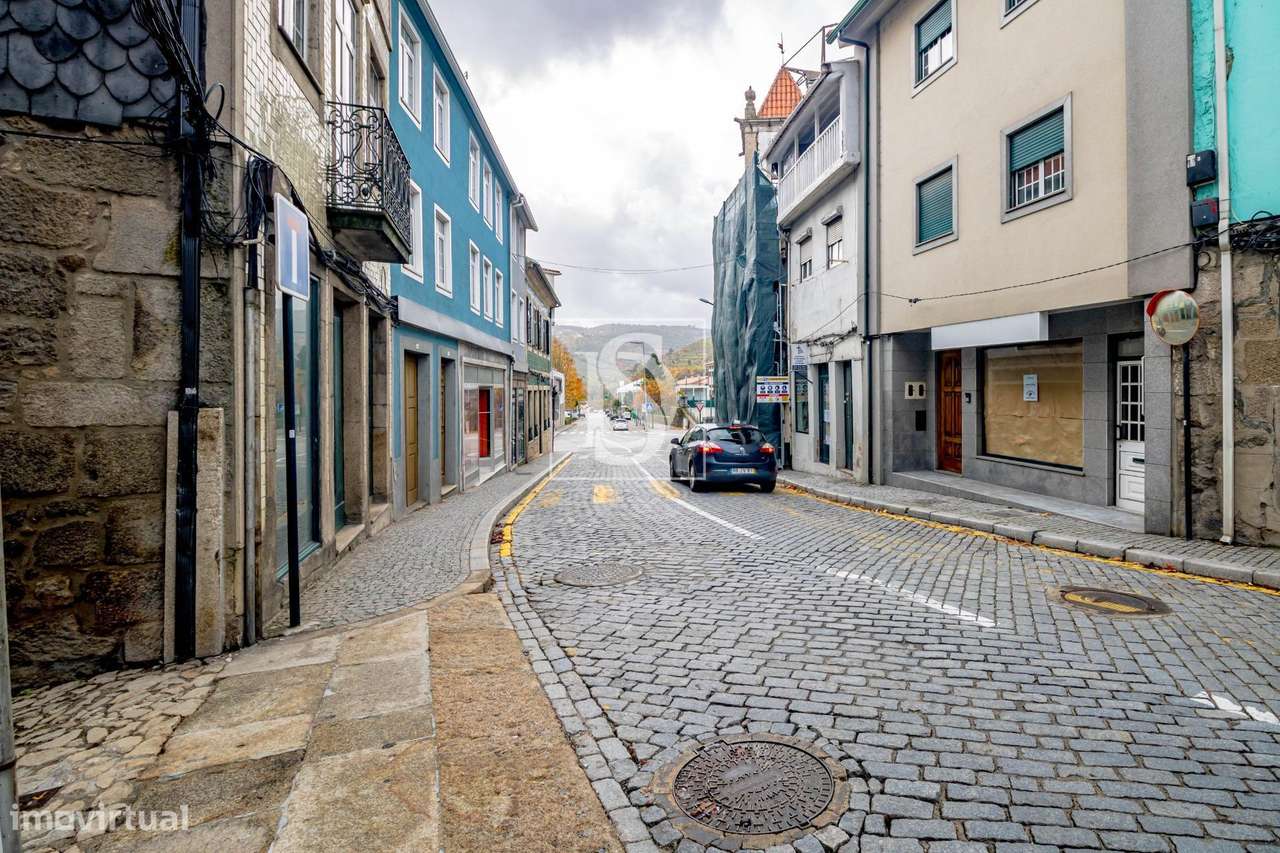 Apartamento T1 Lamego + Espaço Comercial - Grande imagem: 4/11