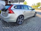 Volvo V60 D3 AWD Geartronic Momentum - 3