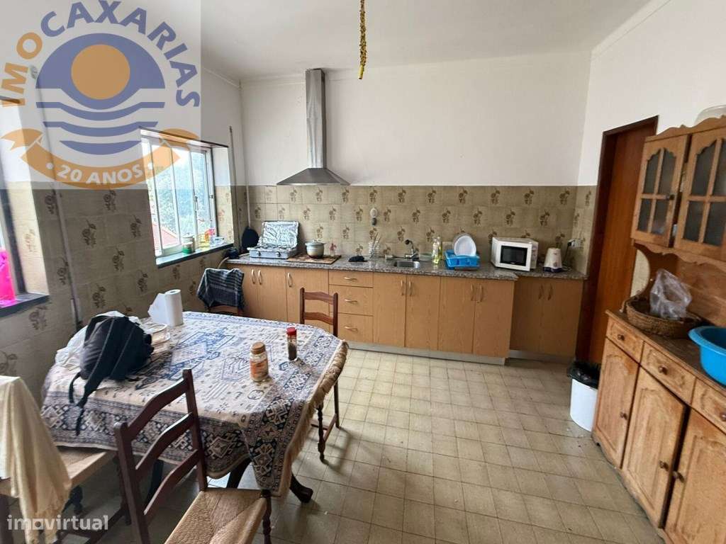 Moradia T4 + Armazém em Caxarias - O Equilíbrio Perfeito entre Vida... - Grande imagem: 3/28